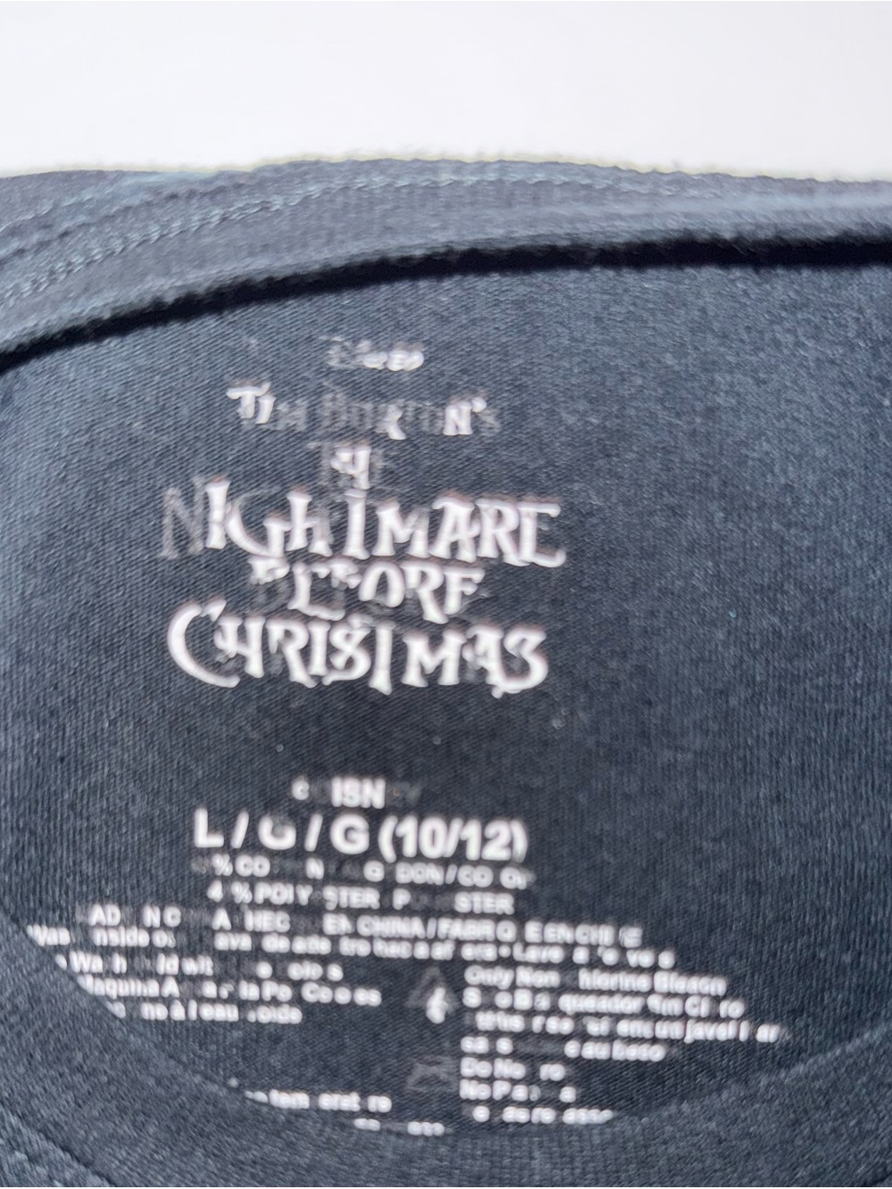 Disney Black Long-Sleeve The Nightmare Before Christmas Graphic Tee Kids 10/12 - Picture 5 of 5